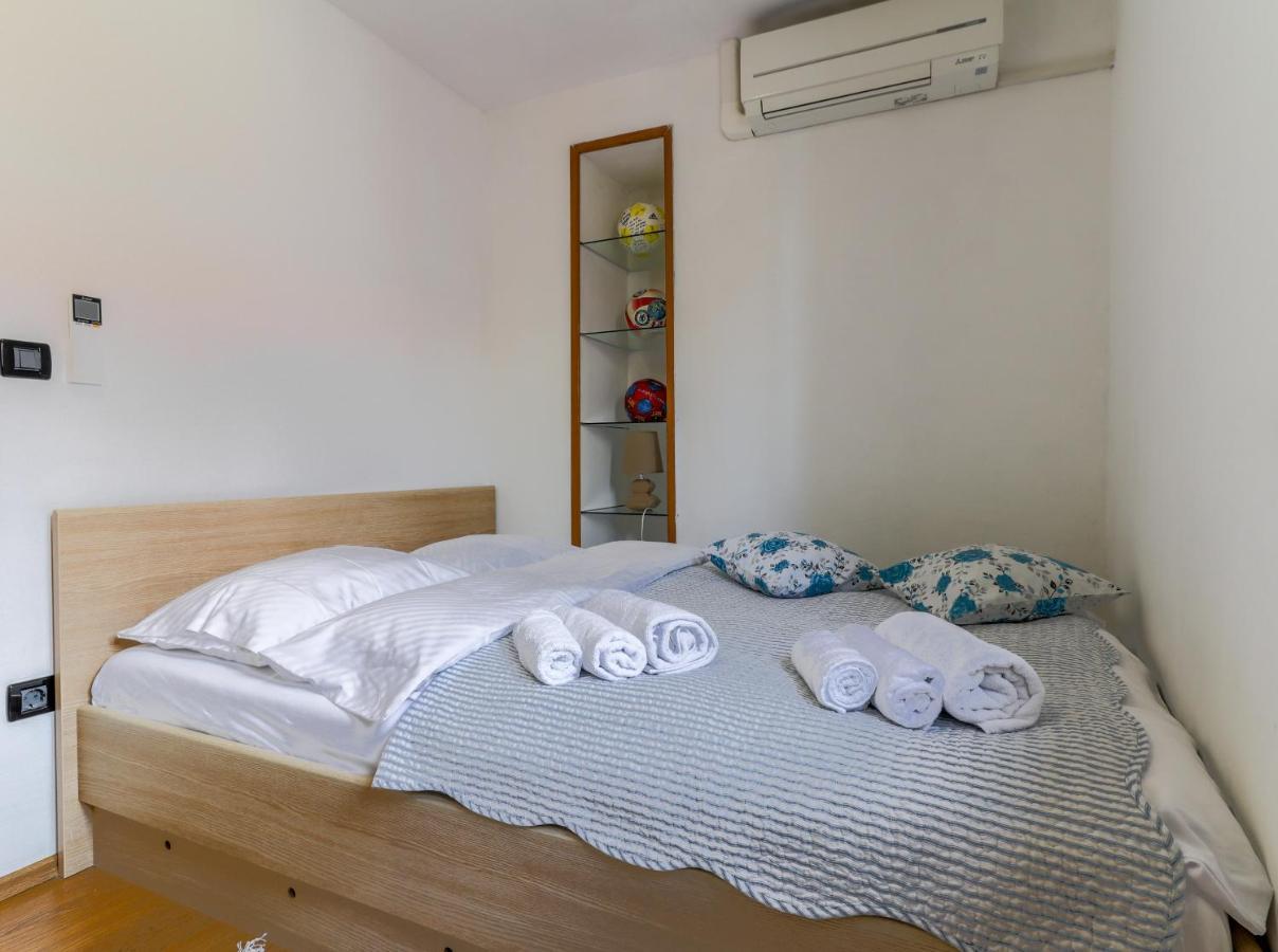 City Center 3 Bedroom Apartment Vrsar Exterior foto